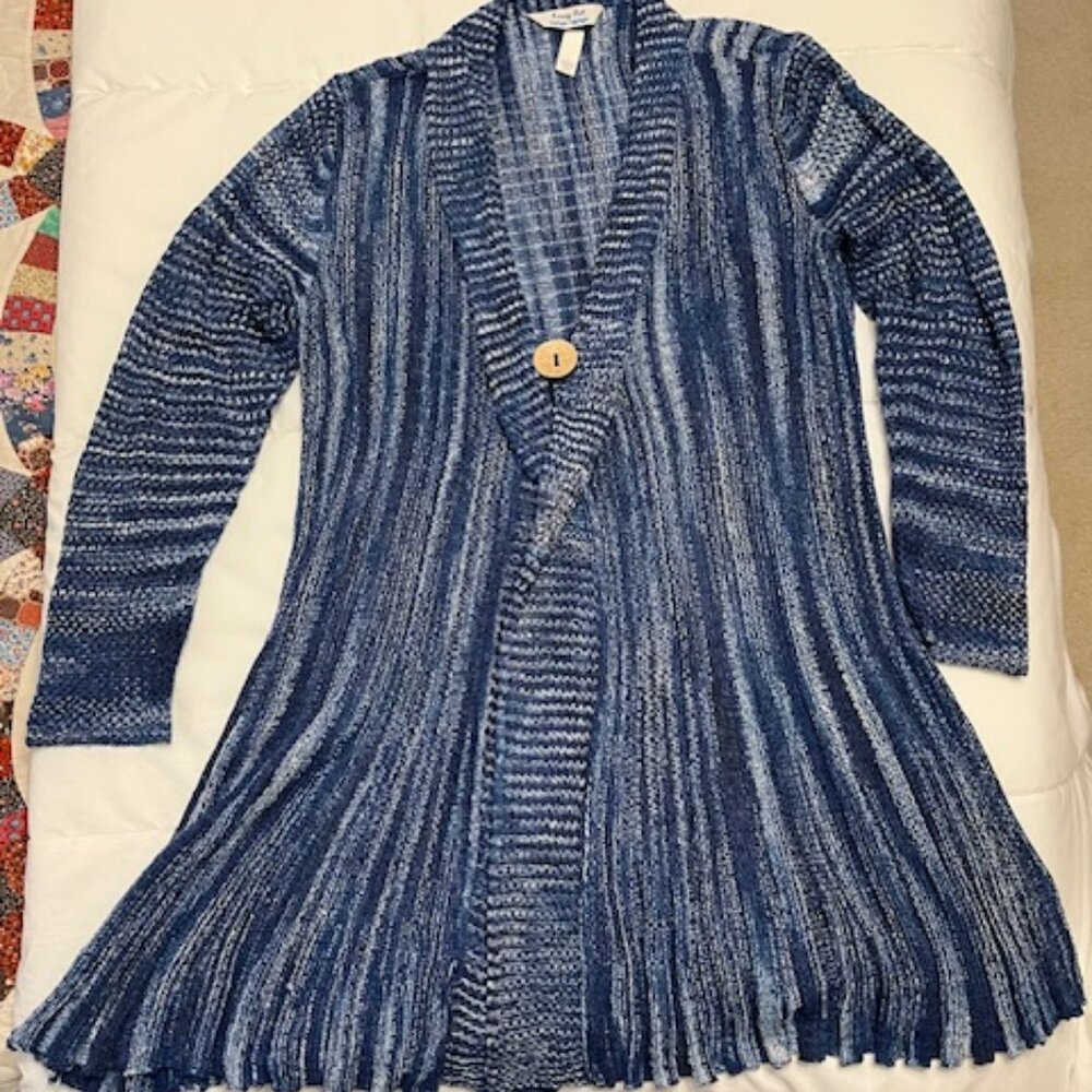 Blue Airy Sweater for Spring - Picture 3 of 7